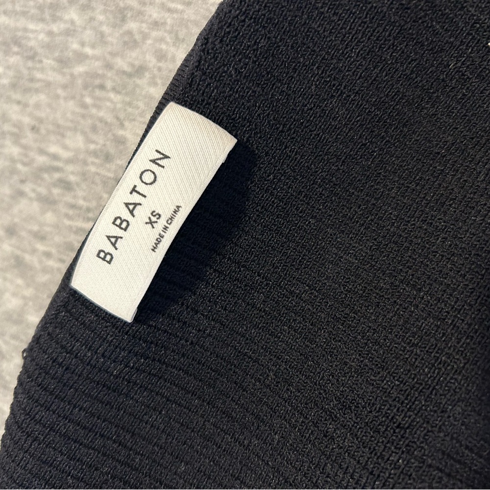 Babaton brand new top never worn